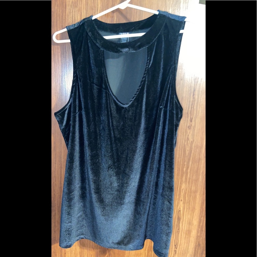 TORRID VELVET BLACK TANK TOP- never worn!